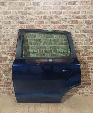 Audi Q7 4L Front door