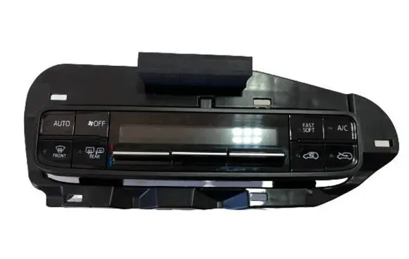 Toyota Auris E180 Climate control unit 5590002060 5546802030