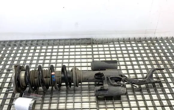 Mercedes-Benz C W205 Front shock absorber/damper A2053205300