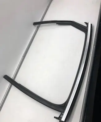 Audi A5 Rubber seal rear door window/glass 