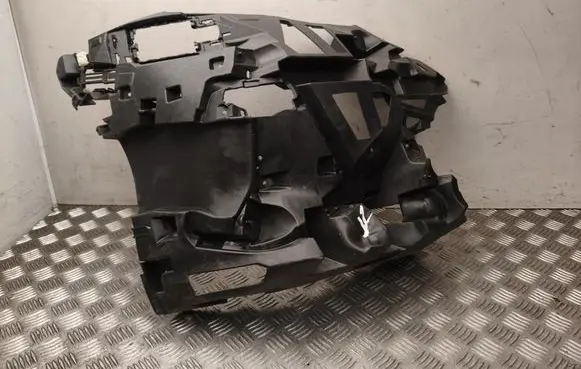 BMW 5 G60 G61 Front bumper mounting bracket 51118084656