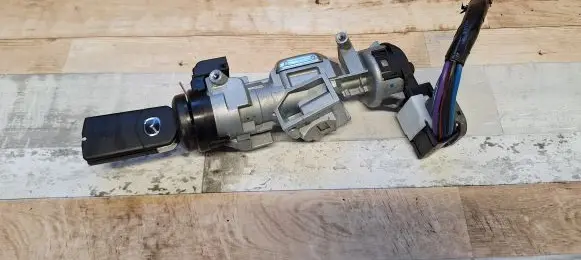 Mazda 5 Ignition lock 3M513F880AC 3M513F880