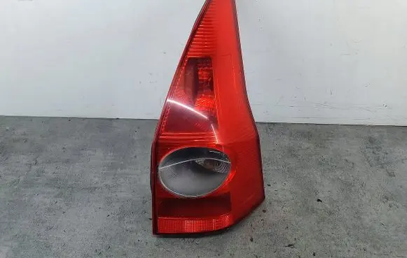 Renault Megane II Rear/tail lights 8200142683