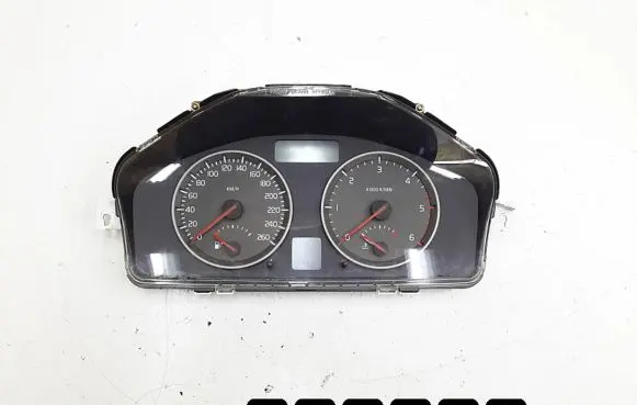 Volvo V50 Speedometer (instrument cluster) 3066918530710071