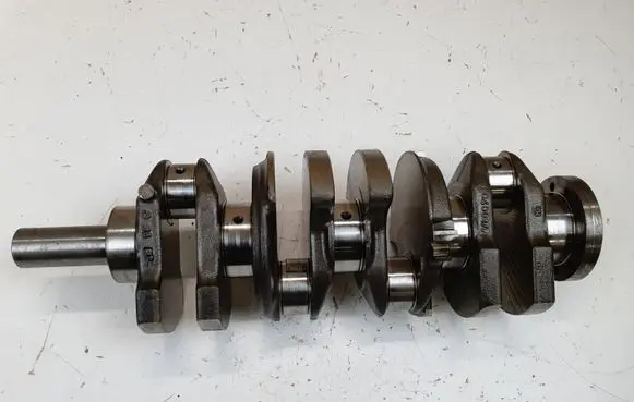 Opel Zafira A Crankshaft 90400177