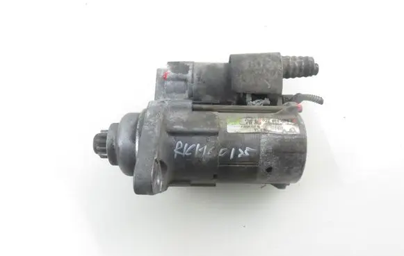 Volkswagen Golf V Starter motor 02Z911023H