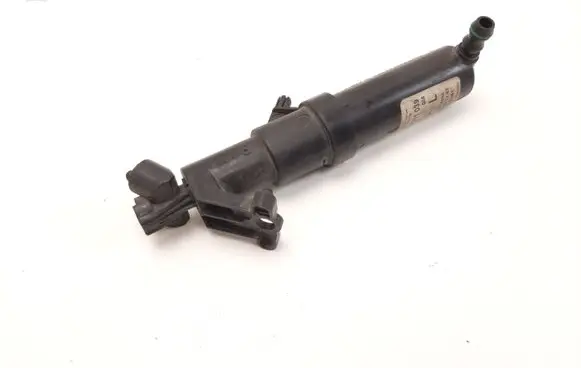 Mercedes-Benz B W245 Headlight washer spray nozzle A1698601147