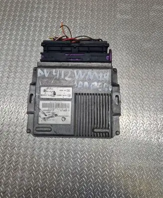 Dacia Sandero Engine control unit/module 110R006011 263001222 DR202045024