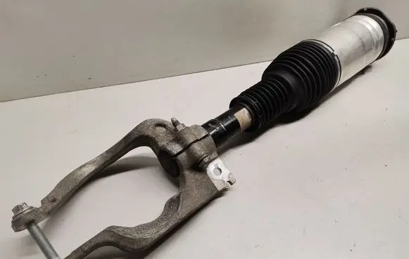 Land Rover Defender Air suspension front shock absorber L8B23C285AB L8B218045CA CPLA3462AC