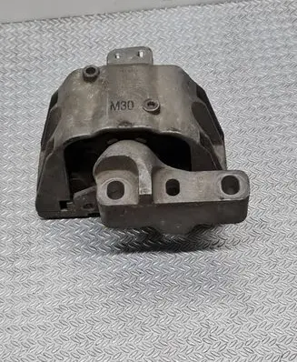 Volkswagen Golf IV Engine mount bracket 1J0199262