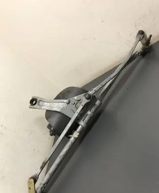 Mini Cooper Hatch Hardtop Front wiper linkage and motor