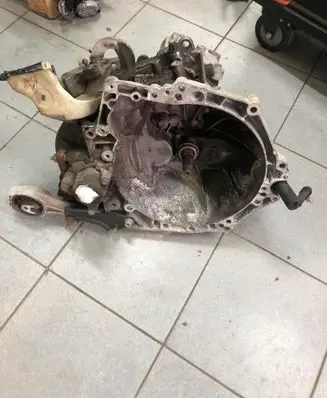 Citroen C3 Picasso Manual 5 speed gearbox DV6D