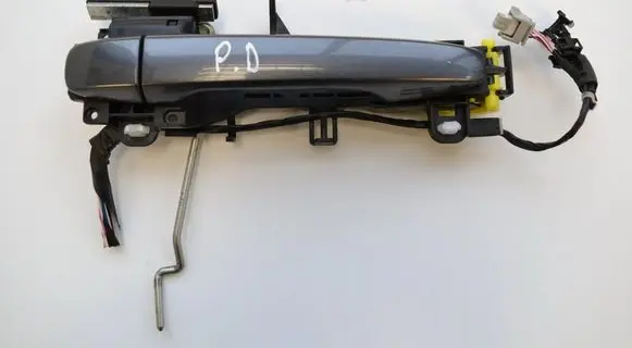 Volkswagen Golf VI Front door exterior handle 