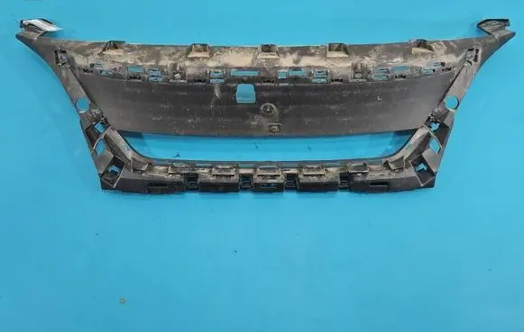 Peugeot 3008 II Front bumper upper radiator grill 9815317777 IMPRK1533082