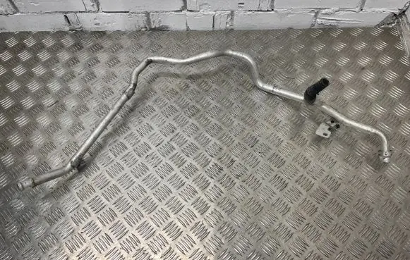 Audi A8 S8 D4 4H Engine coolant pipe/hose 4H0819270C