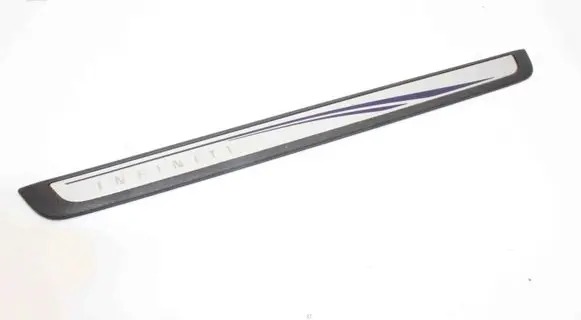 Infiniti Q30 Front sill trim cover 769B05DA0A