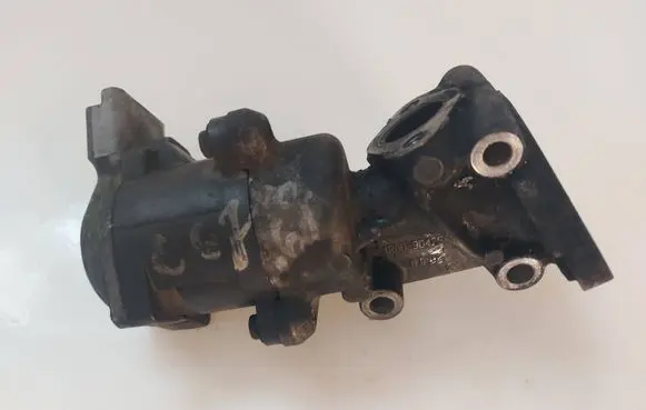 Peugeot 607 EGR valve 4R809D475A