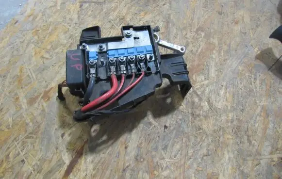 Volkswagen Up Fuse module 6R0937550A