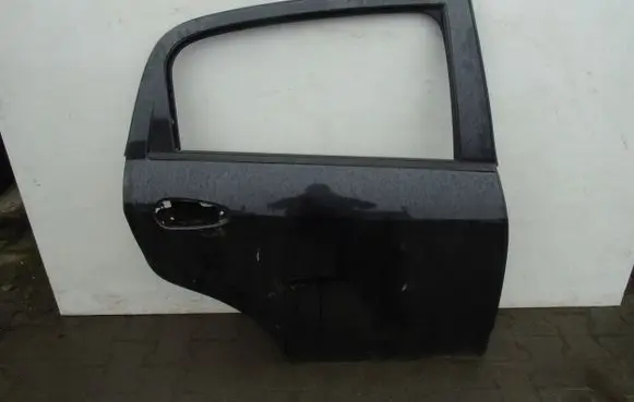 Fiat Punto (176) Rear door