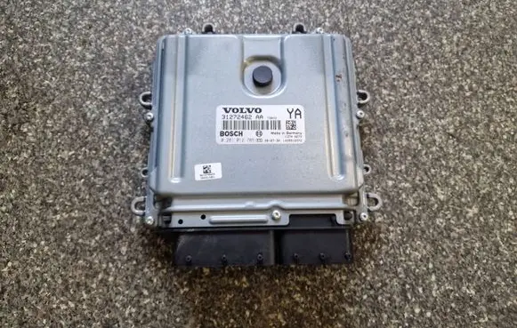 Volvo S80 Engine control unit/module 31272462AA