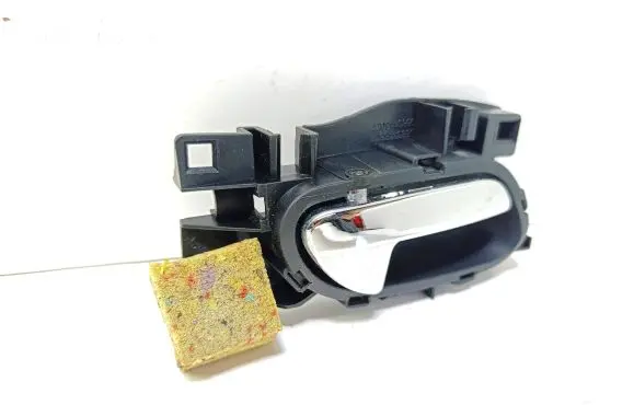 Citroen C3 Picasso Rear door interior handle 9683446577