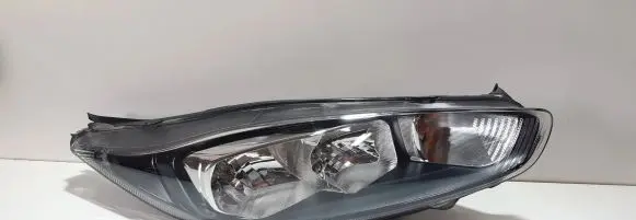 Ford Fiesta Headlight/headlamp C1BB13W029AE 115PL6388