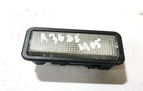 Peugeot 405 Rear seat light w5w