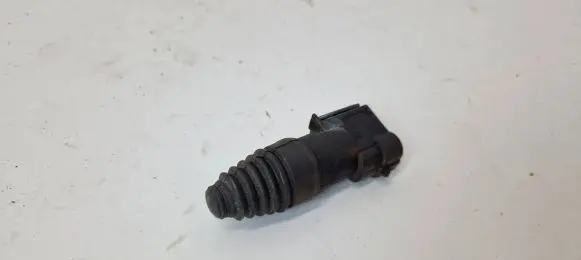 Saab 9-3 Ver2 Bonnet alarm switch sensor 90355463