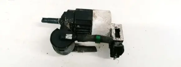Renault Master I Windscreen/windshield washer pump