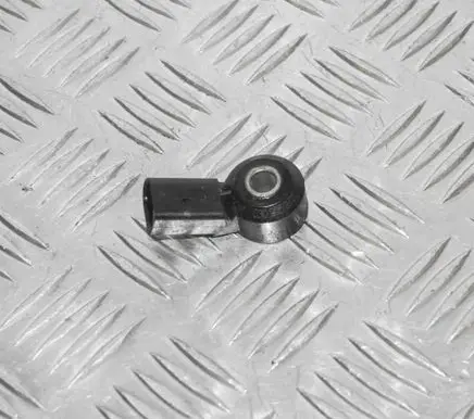 Volkswagen Tiguan Detonation knock sensor 030905377C