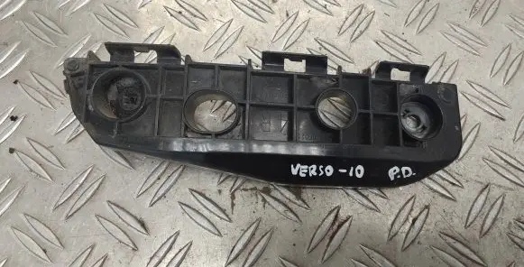 Toyota Verso Front bumper mounting bracket 525350F020