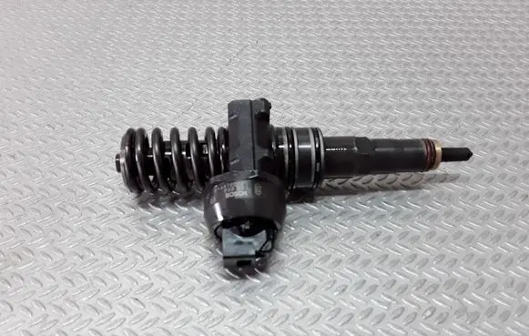 Volkswagen Phaeton Fuel injector 0414720220 07Z130073H