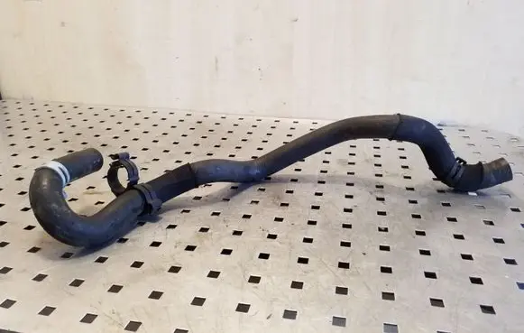 Land Rover Range Rover Sport L320 Engine coolant pipe/hose JHB501760