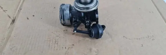 Audi A4 S4 B6 8E 8H EGR valve 038131501AA 015217061