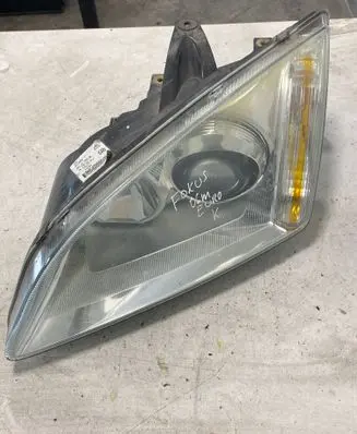 Ford Focus C-MAX Headlight/headlamp 4M5113W030GD 102A 10180
