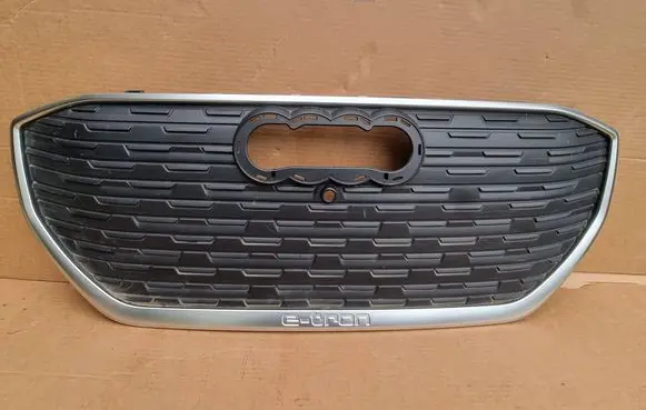 Audi Q4 Sportback e-tron Front bumper upper radiator grill 89A853653A