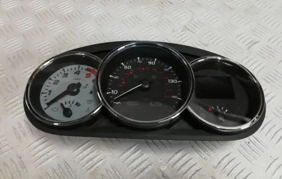 Renault Megane III Speedometer (instrument cluster) 248107179R NS067249879