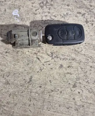 Audi A6 S6 C5 4B Front door lock 4B1837063