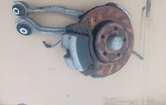 Mercedes-Benz C W204 Front wheel hub 
