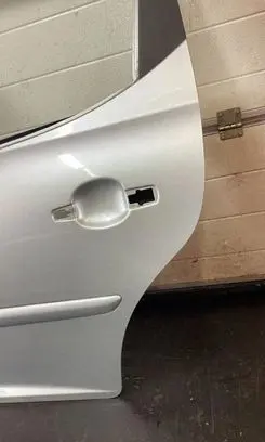Peugeot 207 Rear door