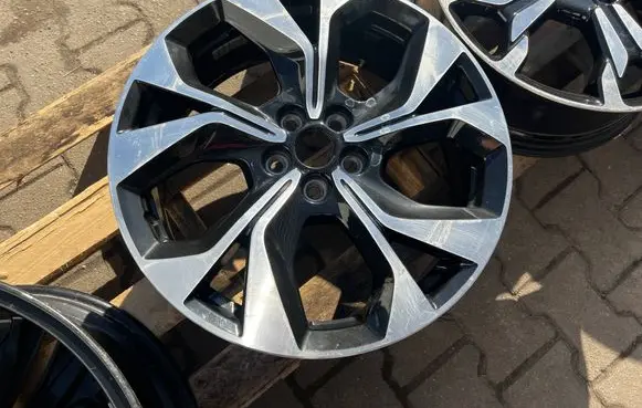 Ford Mustang Mach-E R18 alloy rim LJ8C1007B1A