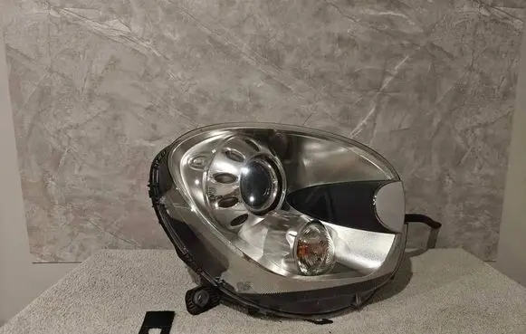 Mini Cooper Countryman R60 Headlight/headlamp 030126727400 9801040 98010400500