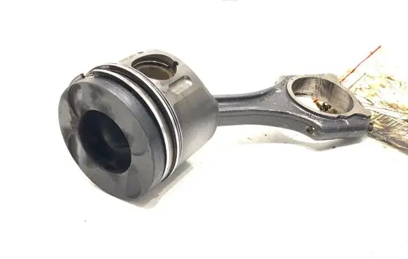 Mercedes-Benz C W204 Piston with connecting rod 646811