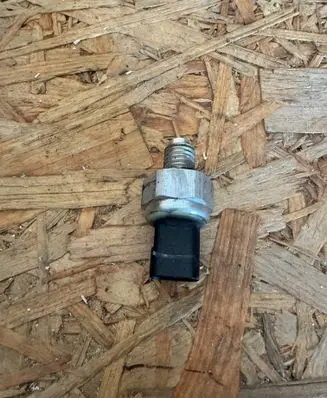Cadillac ATS Oil pressure sensor 12630433