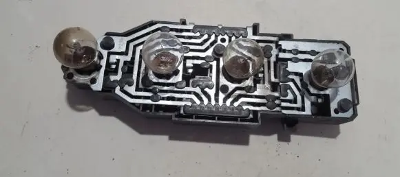 Volkswagen Golf III Tail light bulb cover holder 1H9945257