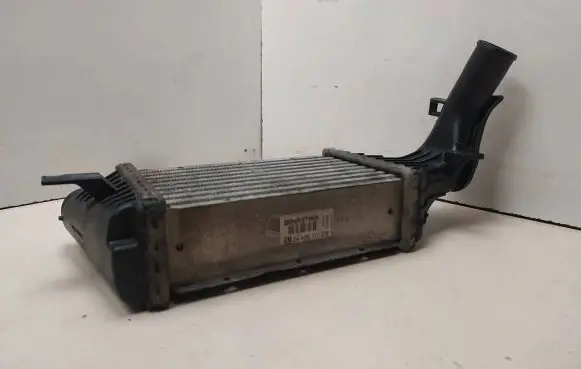Opel Zafira A Intercooler radiator 24406701 57965