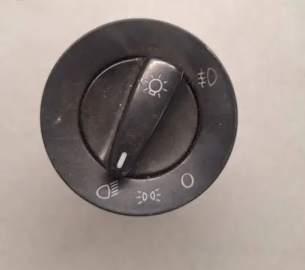 Volkswagen Golf IV Light switch 1C0941531
