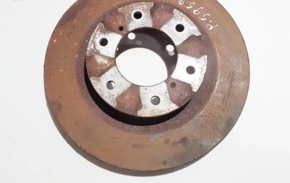 Mitsubishi Pajero Front brake disc ventiliuojamas