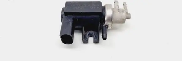 Volkswagen Golf IV Turbo solenoid valve 1J0906627A