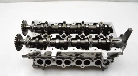 Hyundai Tucson TL Engine head 221112A260